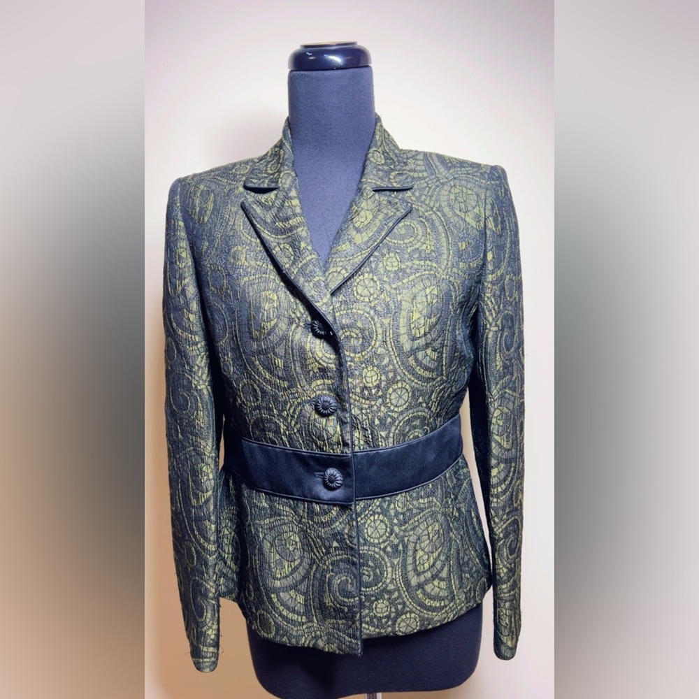 Elegant Black and Green  Women's Blazer